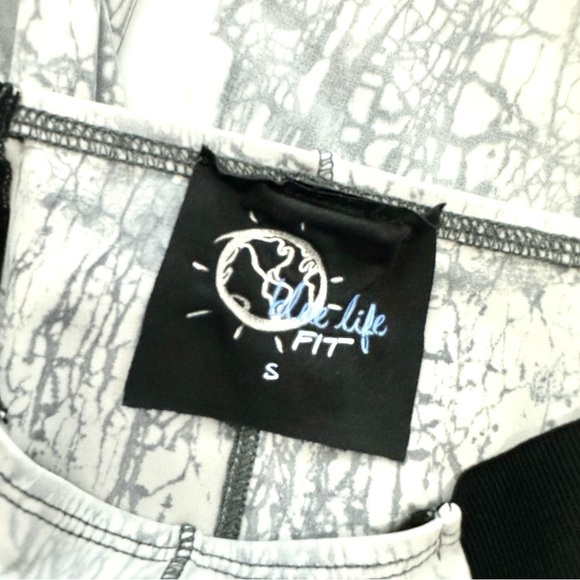 Blue Life Fit Women’s Sz S Perforated Sides Contrast Leggings Activewear Yoga - Picture 11 of 16